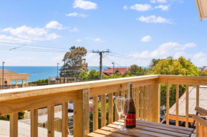 Coastal Holiday Home at Seacliff! 2 x King Beds, close to Adelaide